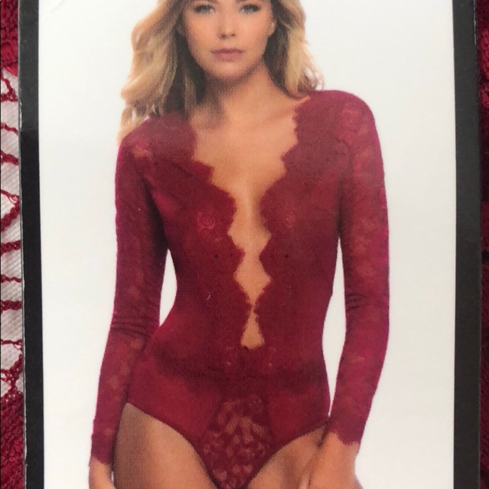 Wine color Lace Bodysuit (L)